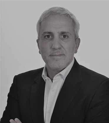 Alberto D. Solís González